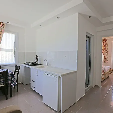Sunset Aparthotel 4*